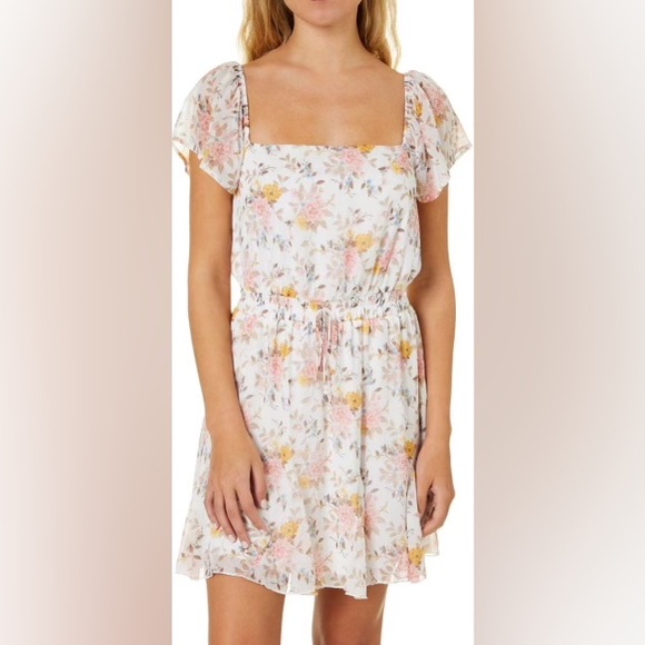 Francesca's Collections Dresses & Skirts - Francesca’s Mi Ami Floral Mini Dress Size Large